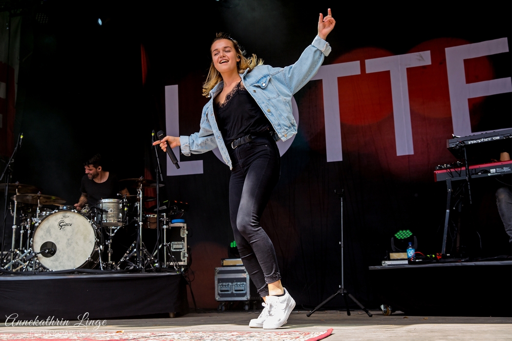 10.08.2018: Lotte auf dem Open Flair-Festival in Eschwege