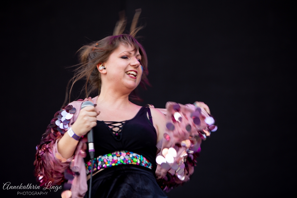 11.08.2019: The toten Crackhuren im Kofferraum auf dem Open Flair-Festival